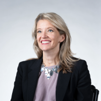 Headshot of Sarah Fenske, Executive Editor at St. Louis Magazine for Empower at WashU.